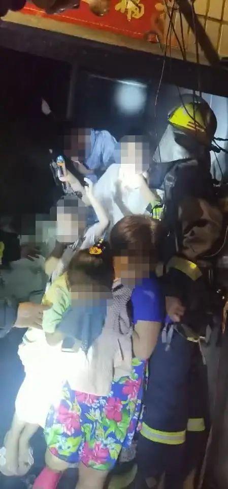 突发！东莞一出租屋火灾！十余人被困！又㕛叒是这个问题……