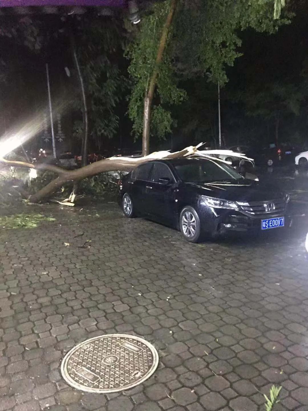 东莞多地被淹!狂风暴雨+冰雹橙色预警！未来几天.....
