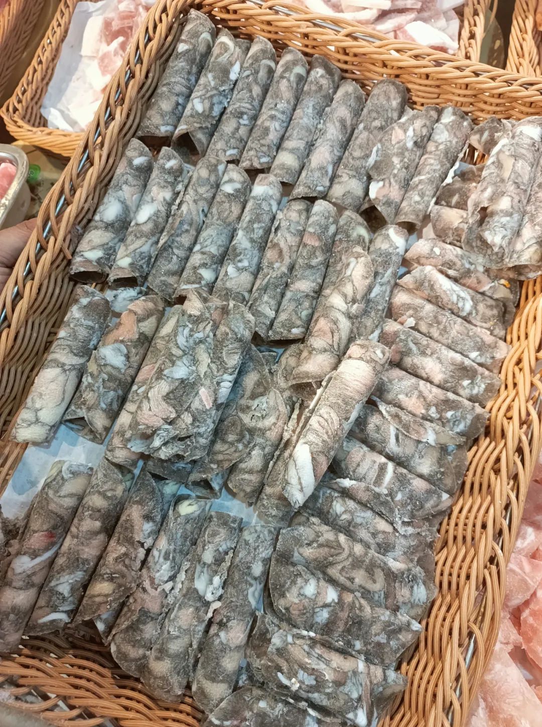 9元抢『星级火锅烤肉自助』！三眼蟹、生蚝、海参、寿司…200+菜品无限畅吃！"