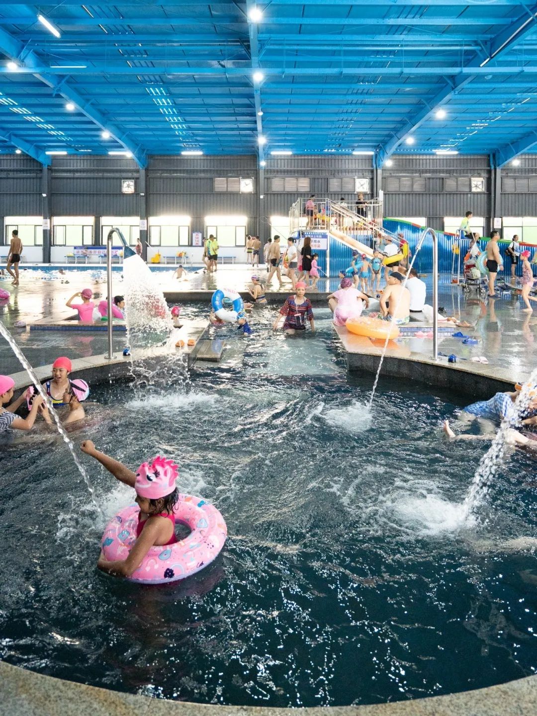 东壹水上乐园丨仅需45元！占地30000㎡，5000m²海啸池，堪称寮步“长隆”！
