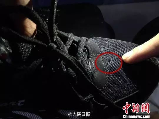 东莞人警惕！在路上看到有人穿这种鞋子，马上报警！尤其是女生！