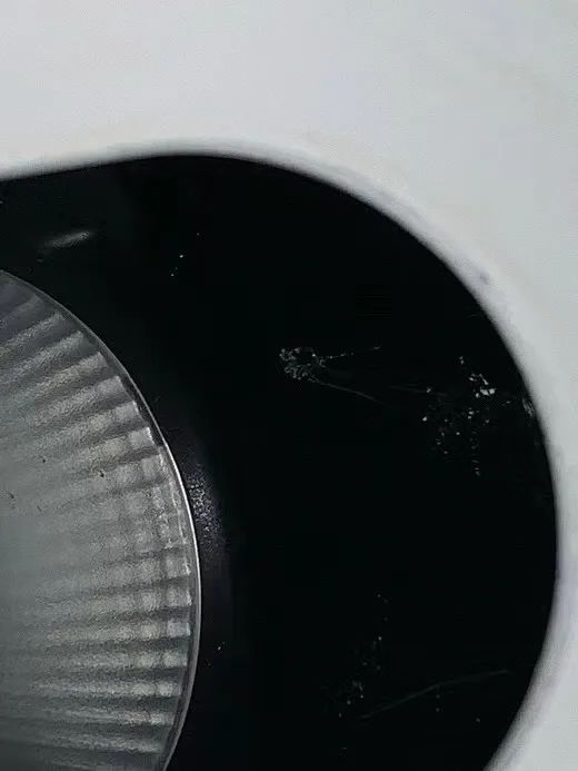 可怕! 一知名连锁酒店被曝藏摄像头! 东莞有很多家...