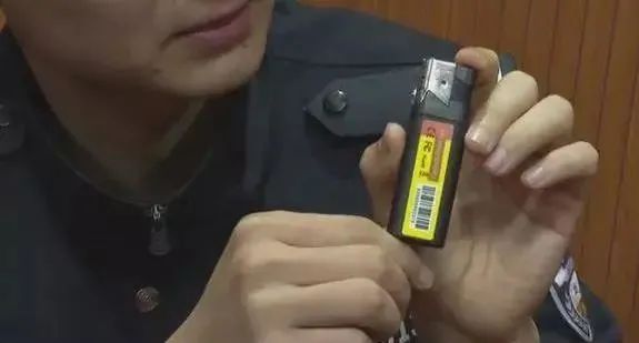 东莞人警惕！在路上看到有人穿这种鞋子，马上报警！尤其是女生！