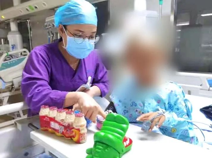 又是土方子！被妈妈用农药焗头驱虱，东莞11岁女孩进了ICU！