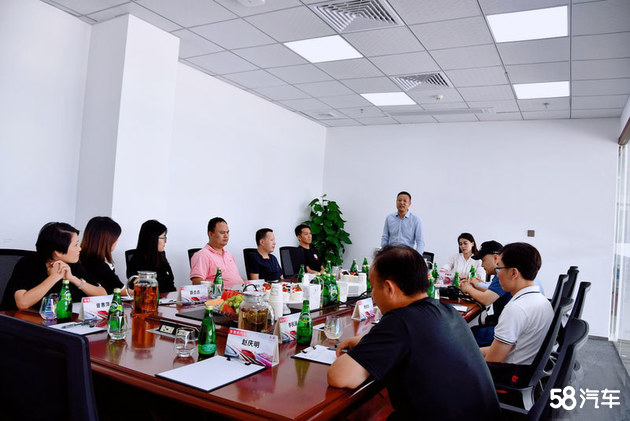 神州东达东莞区域红旗新店起航旗开得胜