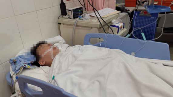 ​痛心！东莞6岁男童不慎从楼顶采光板坠落，还在ICU…