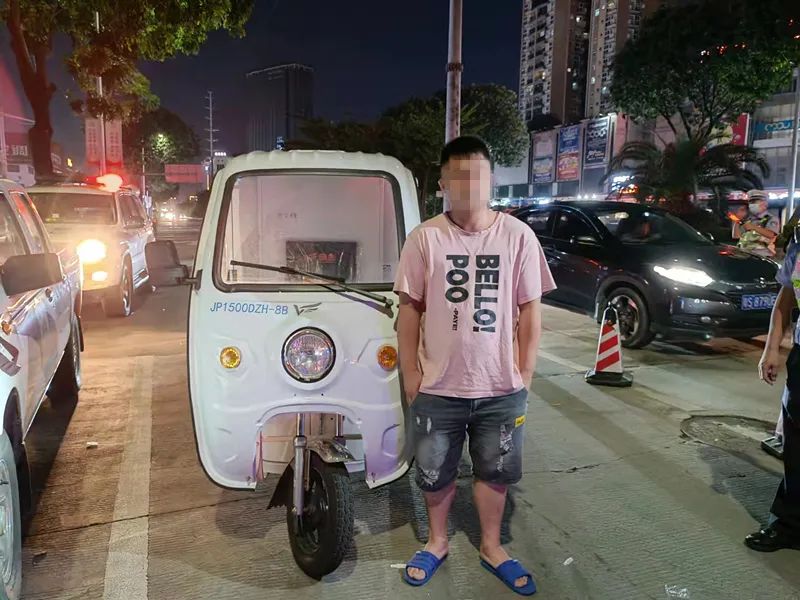 神马，快递小哥在东莞被抓了！