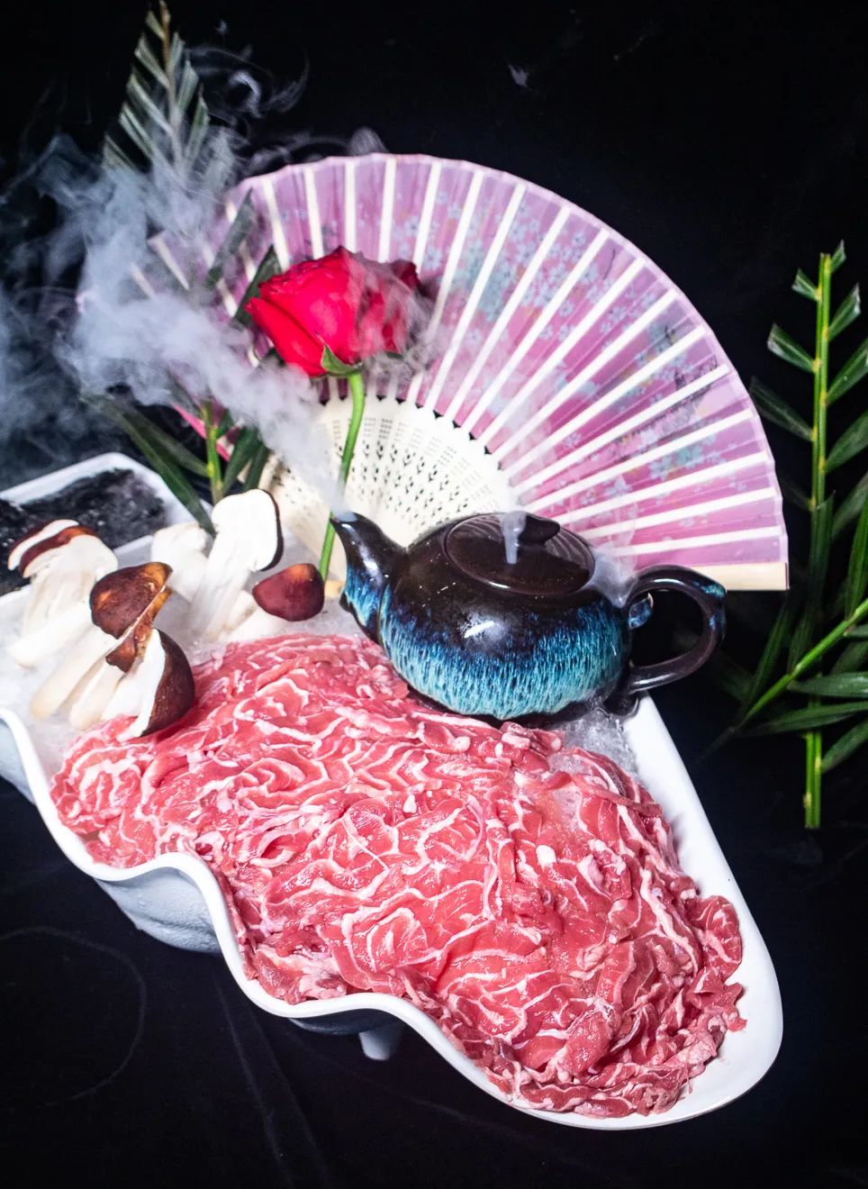 鲜位出道！开遍全国的『神筋牛筋米捞』养生火锅来啦！99吃满满一整桌！