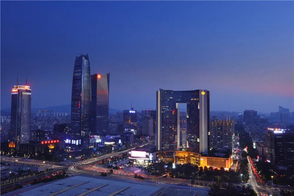 国庆五折！东莞CBD叹海鲜，康帝国际酒店自助餐放题，组队去吃垮它！