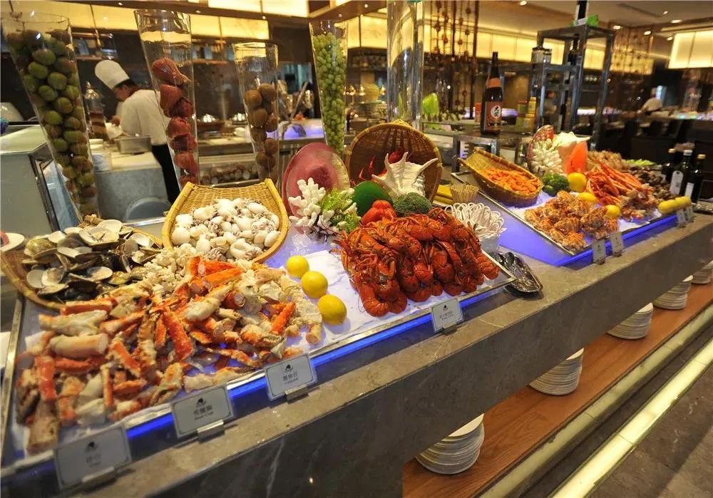 国庆五折！东莞CBD叹海鲜，康帝国际酒店自助餐放题，组队去吃垮它！