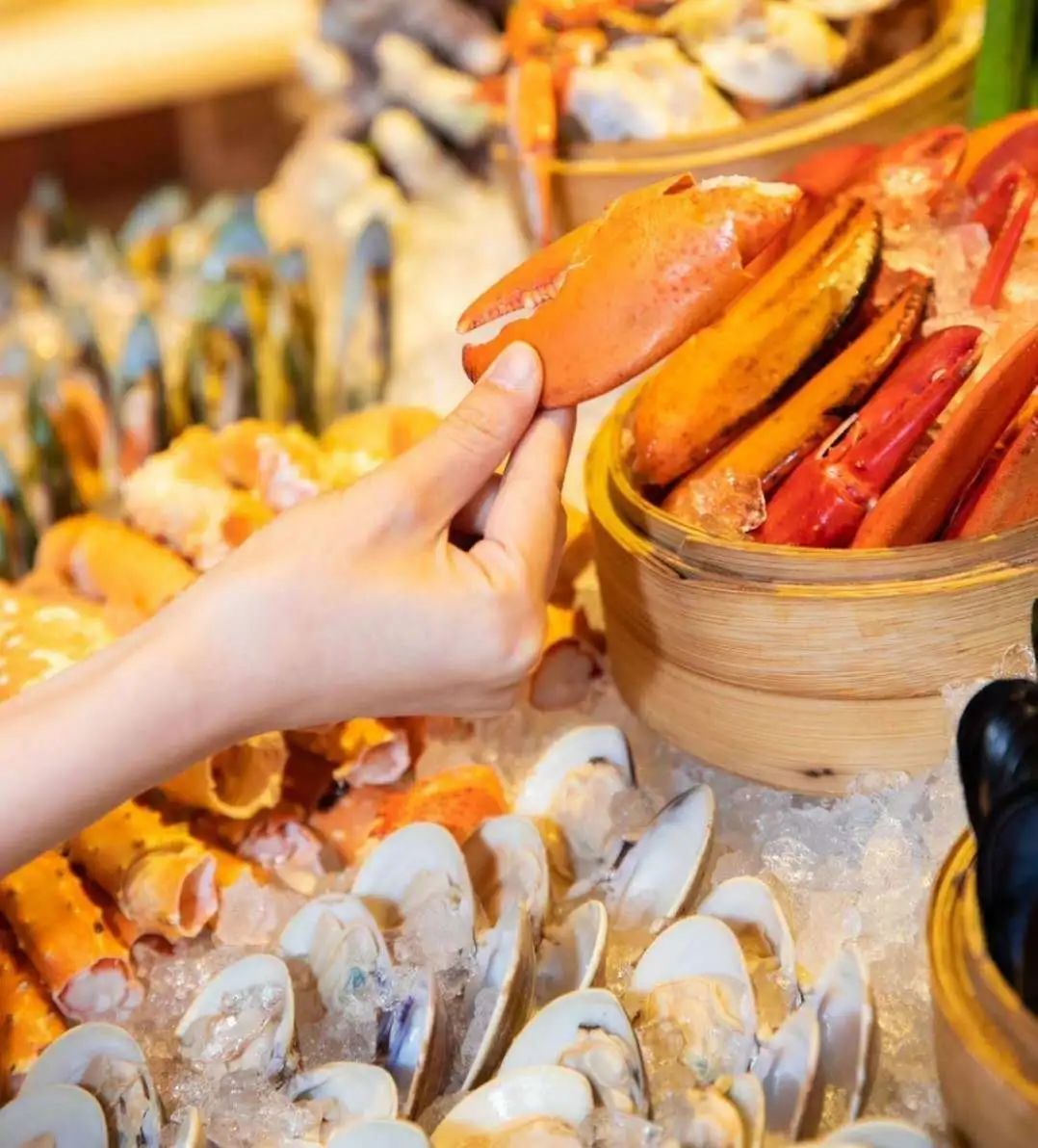 国庆五折！东莞CBD叹海鲜，康帝国际酒店自助餐放题，组队去吃垮它！