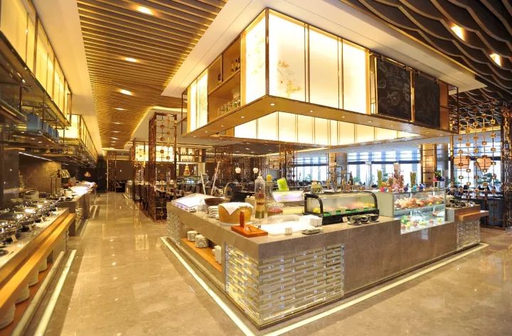 国庆五折！东莞CBD叹海鲜，康帝国际酒店自助餐放题，组队去吃垮它！