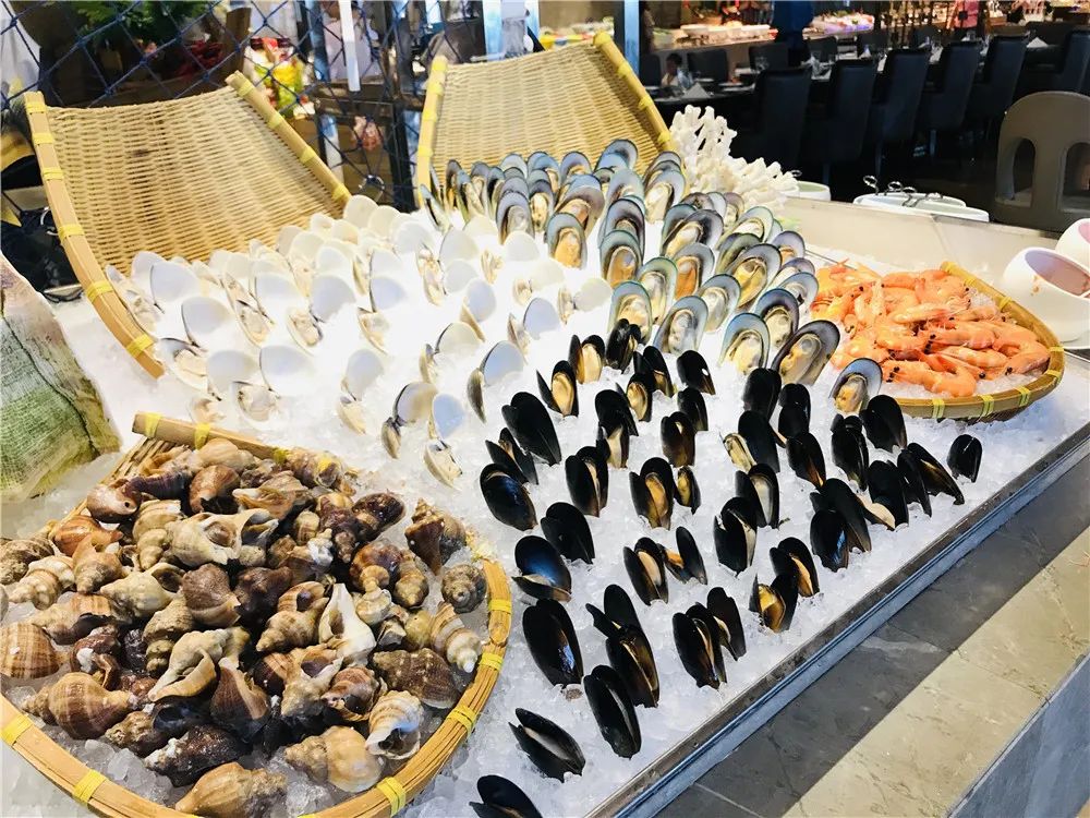 国庆五折！东莞CBD叹海鲜，康帝国际酒店自助餐放题，组队去吃垮它！