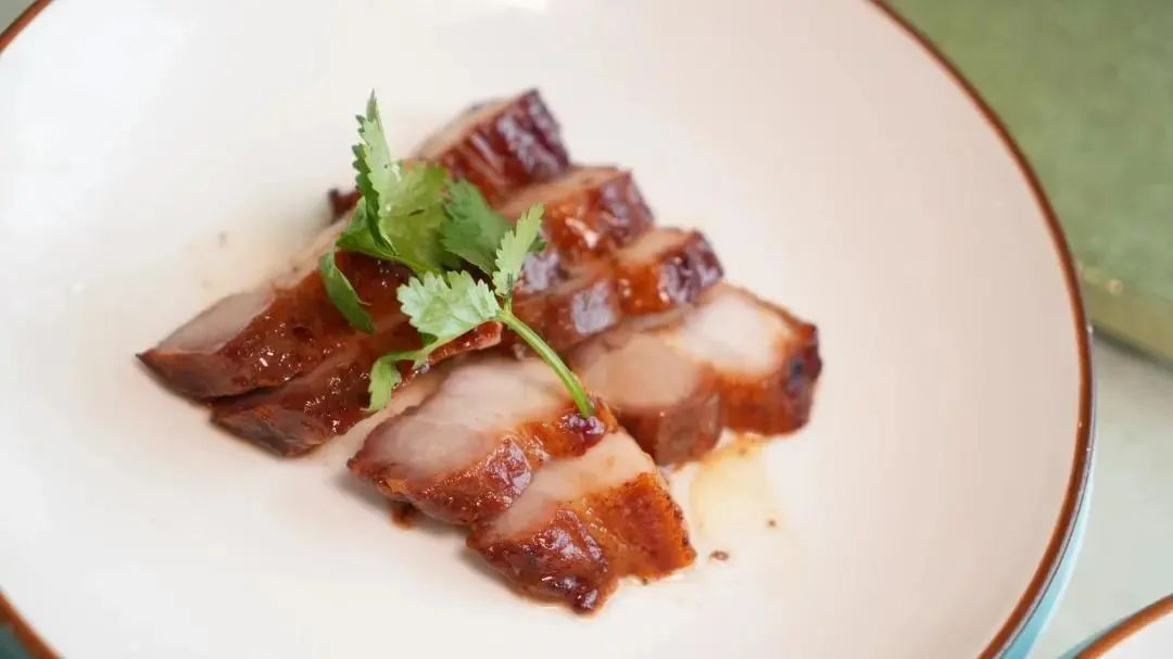 4年『老牌粤菜』大放价，东莞人从小吃到大的酒楼，到店赠120元油卡~"