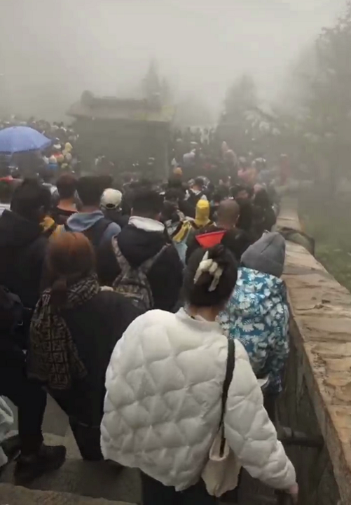 紧急！强冷空气+双台风即将杀到！未来几天东莞气温骤降！还有更严重的是……