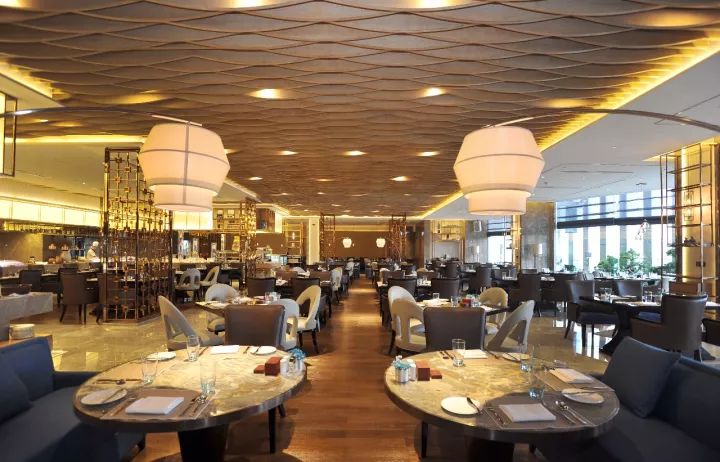 国庆五折！东莞CBD叹海鲜，康帝国际酒店自助餐放题，组队去吃垮它！