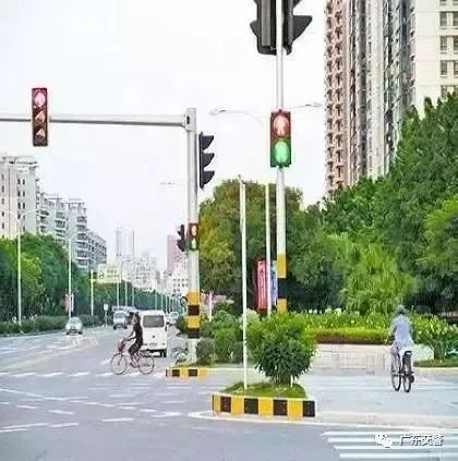 被记6分罚200元！粤S车主：“冤啊，都怪大货车！”