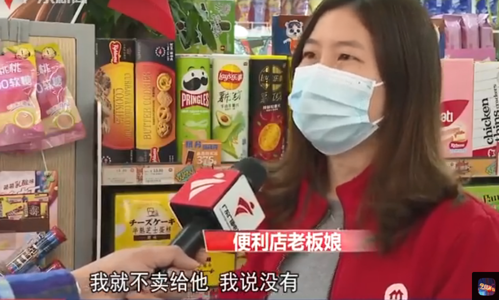 惊险！东莞一醉汉追路人打！幸好.....