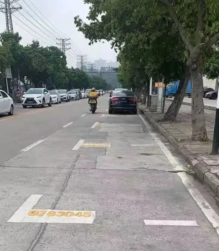 东莞吐槽“天价停车费”！按规范停车却收到“牛肉干”？原来是……