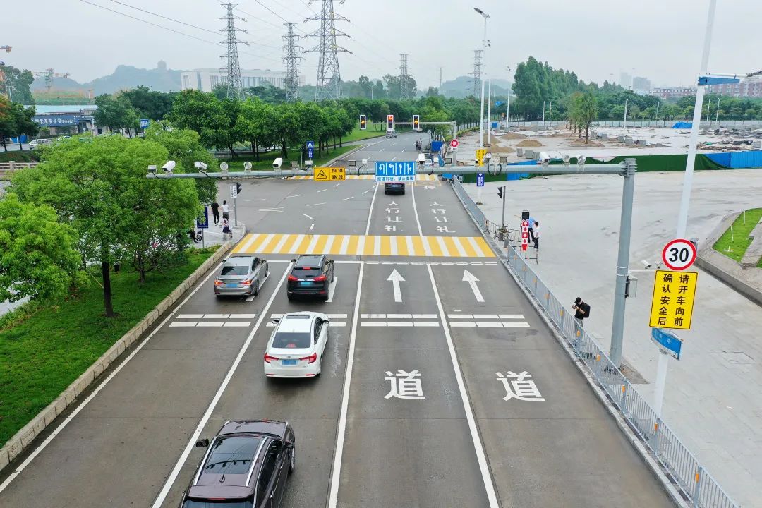 粤S注意！东莞这些路段交通严管！封闭施工！