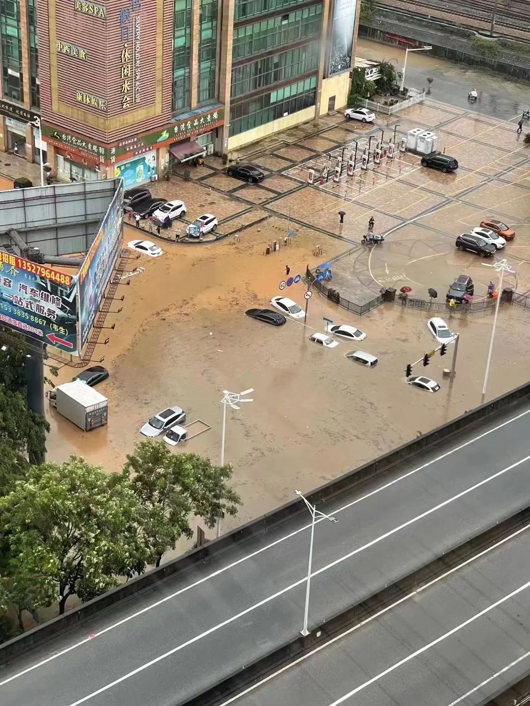 红色暴雨！东莞遭遇大面积水淹！已启动防汛IV级应急响应！更可怕的是……