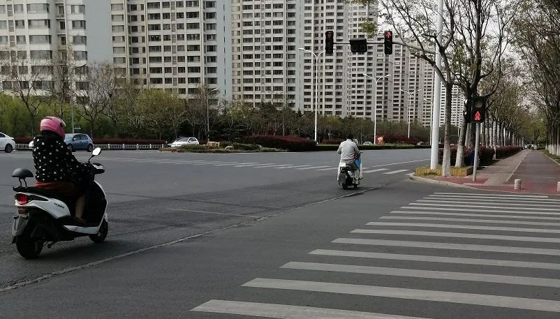 电动自行车究竟能不能载人？需不需要年检？……东莞交警最新回复