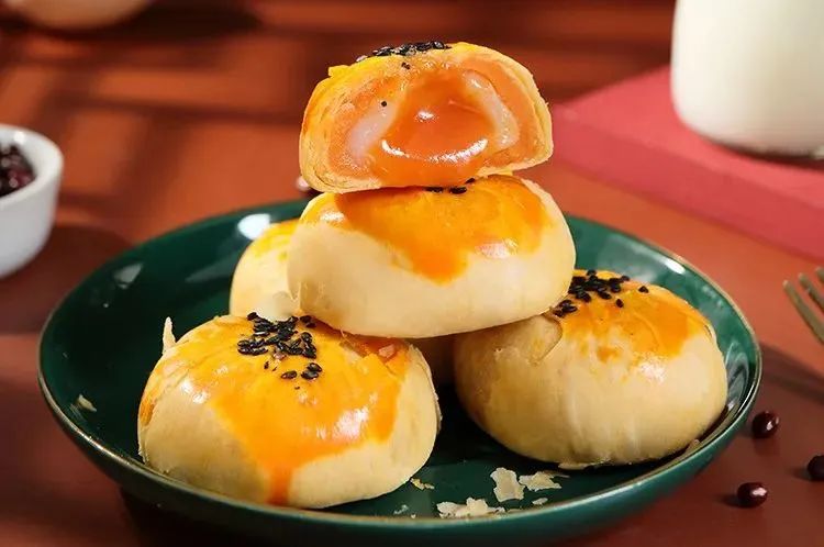 【中秋礼】一缕银丝牵明月！广华银丝米粉 × 飞天榄月流心月饼特惠组合