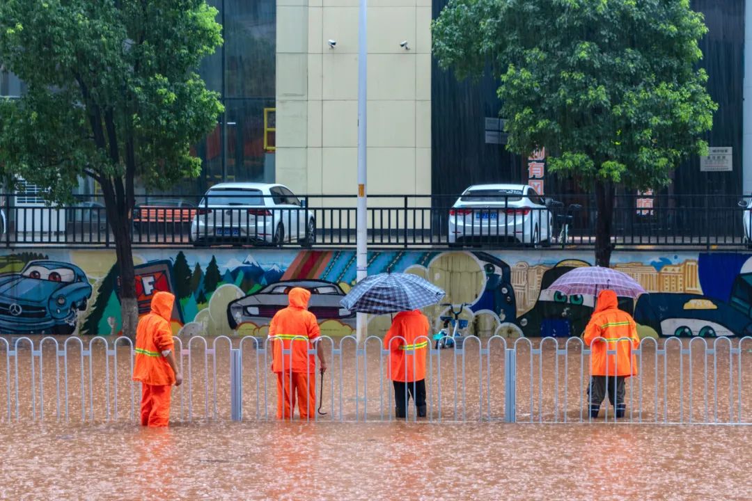 强对流天气来了！大风降温+大暴雨即将来袭！未来几天东莞......