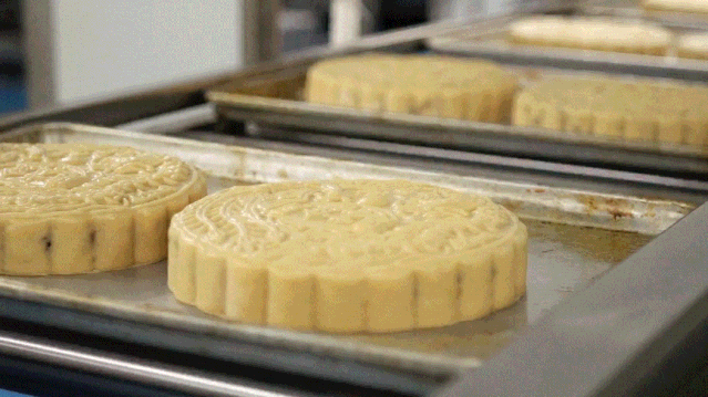 震惊！这么大的月饼你见过吗？