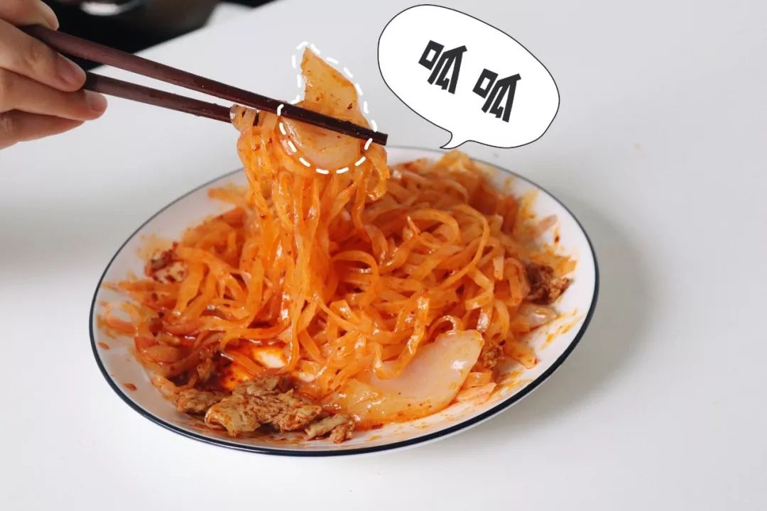 上线1个月销售量破40000+！这家擀面皮一周吃7次都不腻！