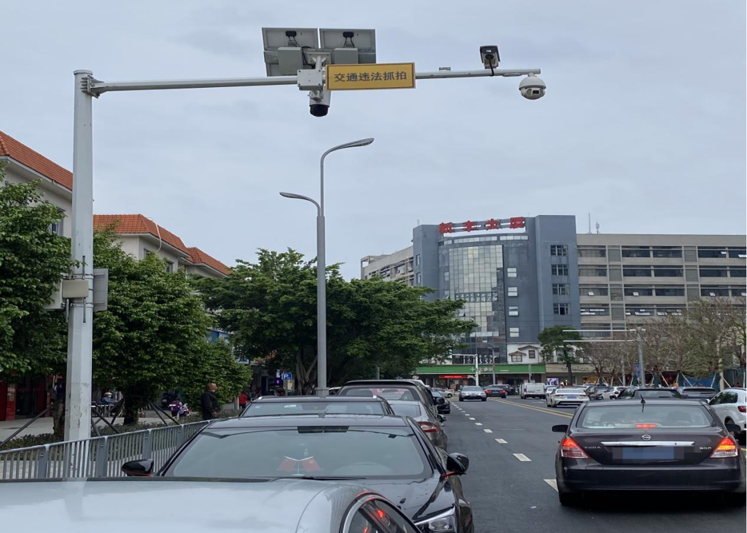 「违停抓拍」上线！粤S司机，这些路段不要乱停车！