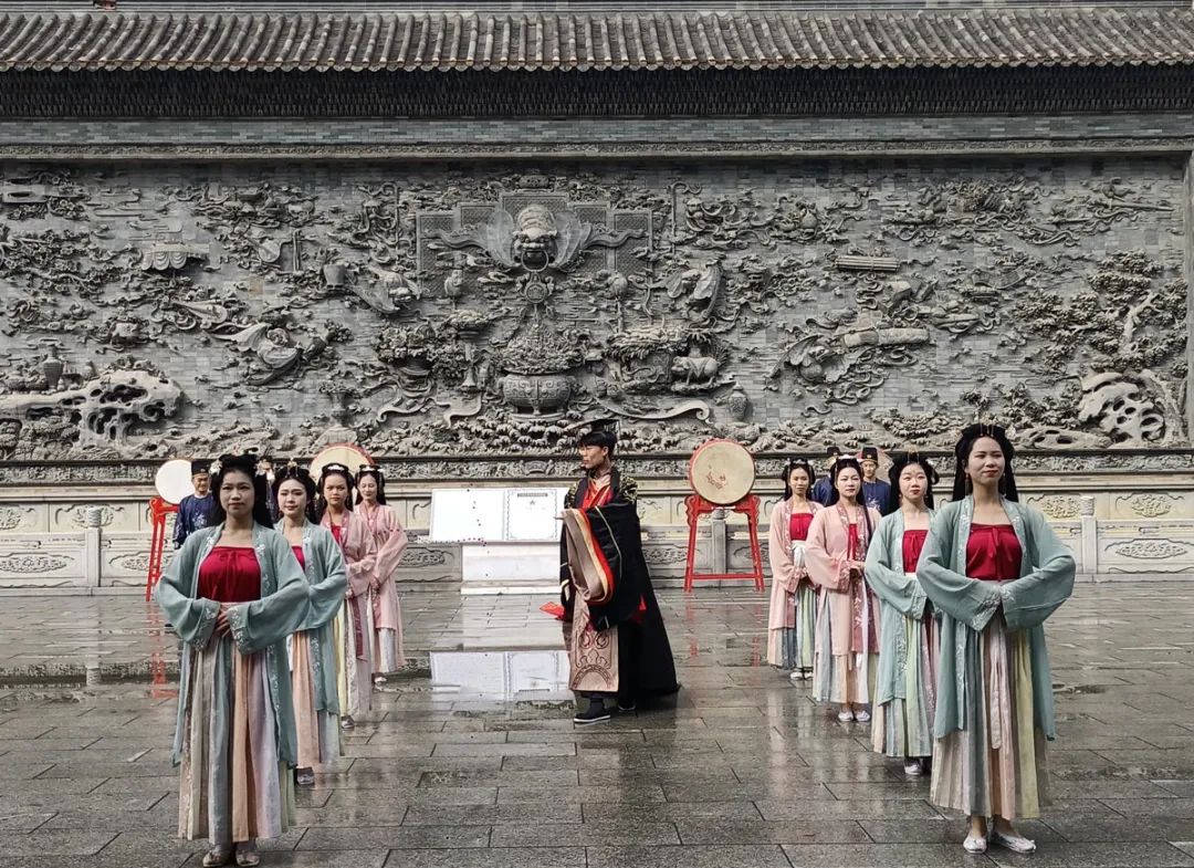 震撼之秀！门票29.9/人！粤晖园赏岭南之秀！远可看青山绿水，近可赏建筑魅力！