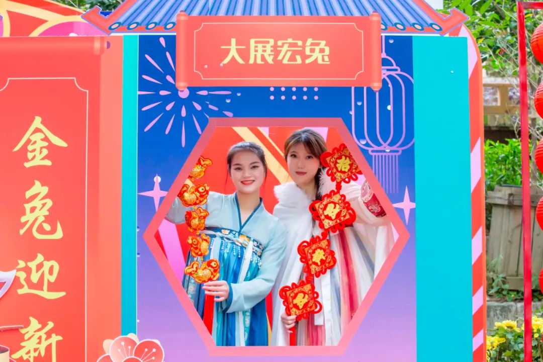 新年新玩法！东莞景区排名人气 NO.1！新春“国潮”幻影节欢乐来袭！