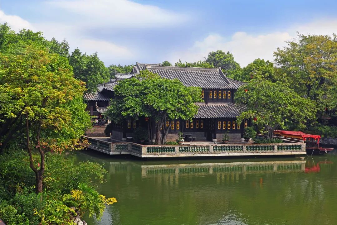 震撼之秀！门票29.9/人！粤晖园赏岭南之秀！远可看青山绿水，近可赏建筑魅力！