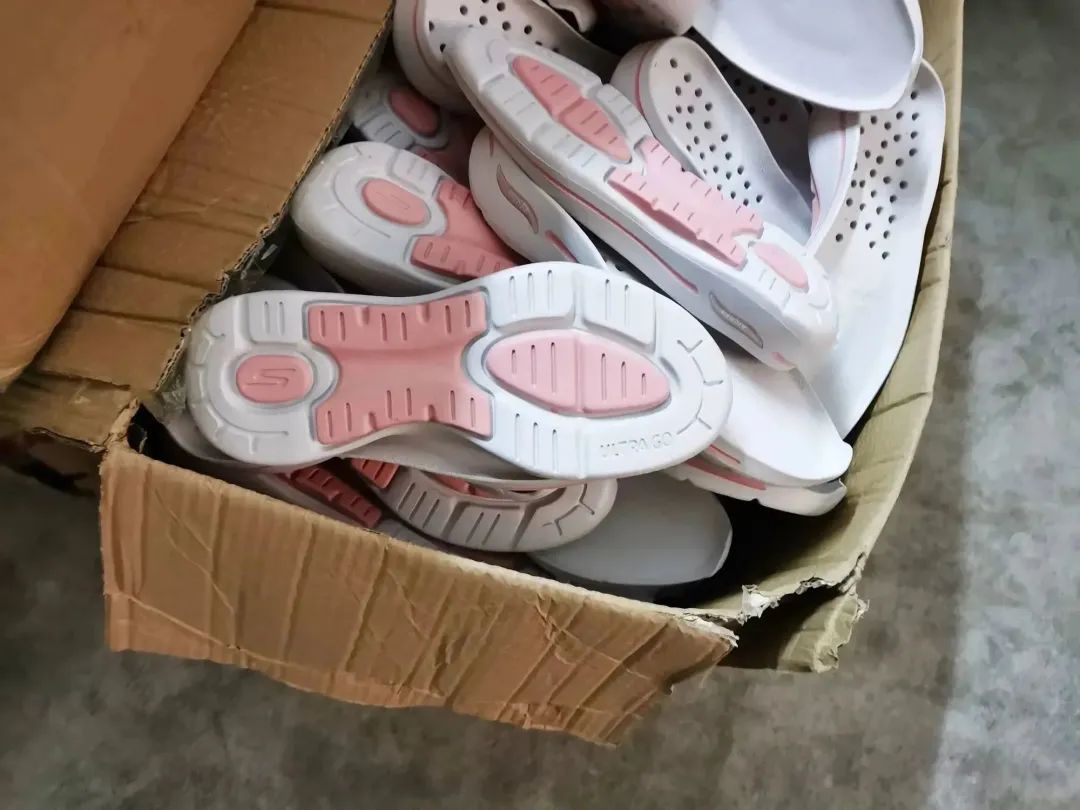东莞警方查获5000多双“品牌”鞋！有你常穿的牌子吗？