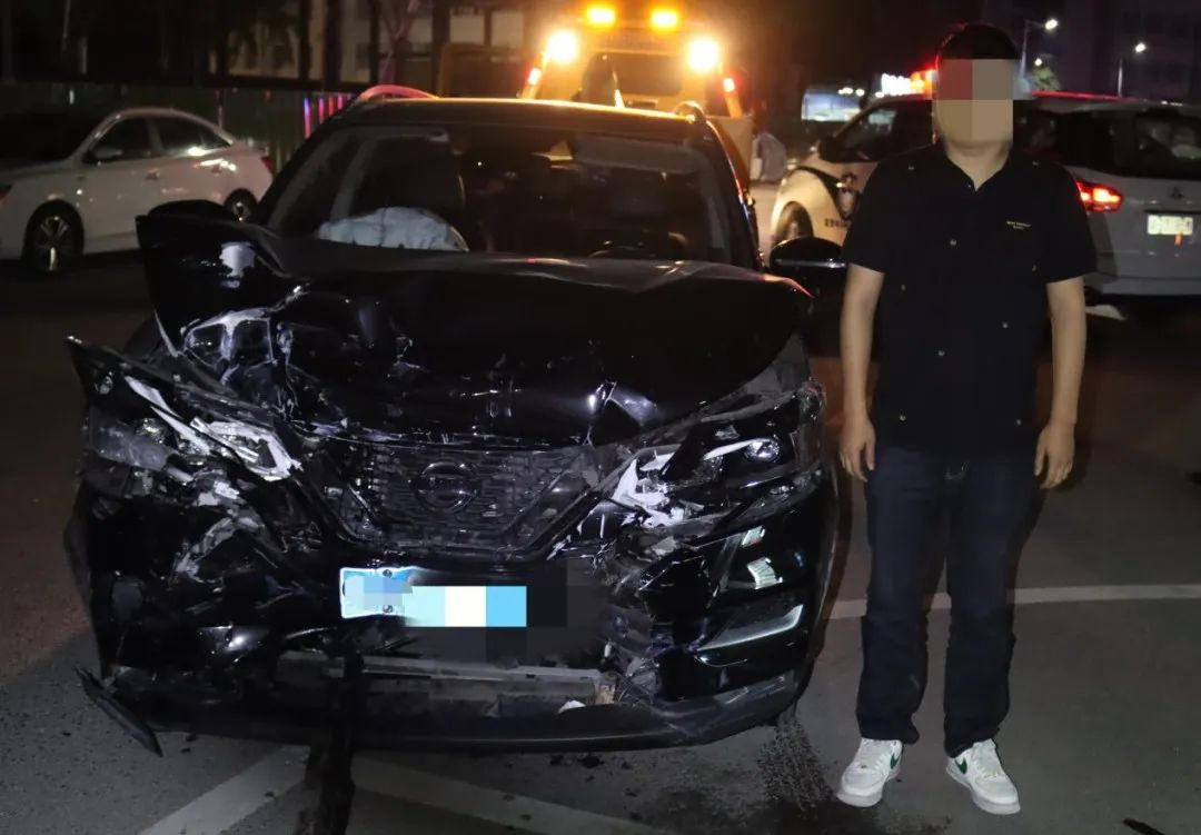 有人认识这个东莞男司机吗？