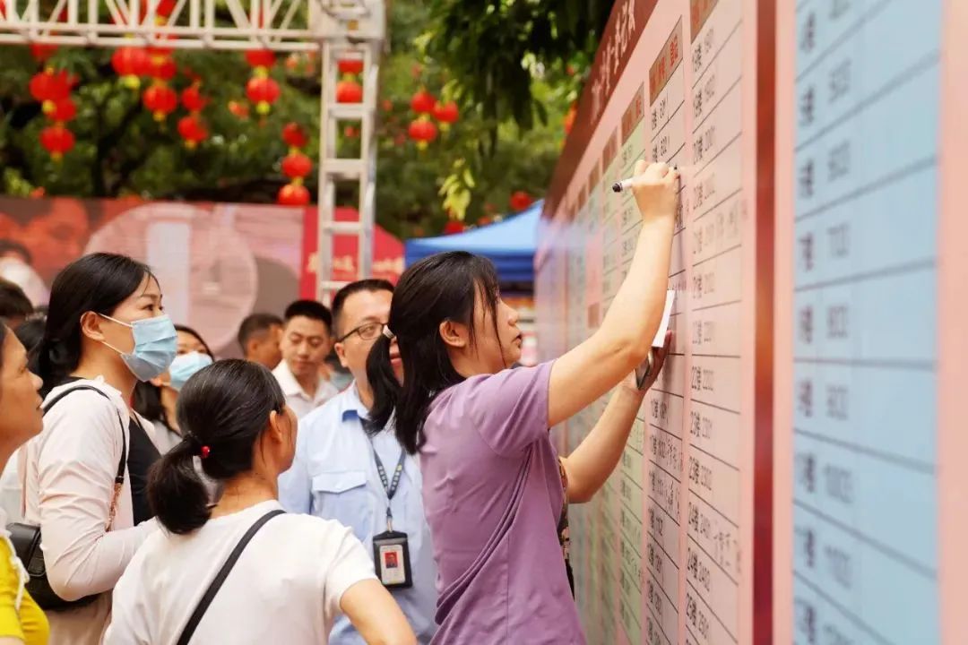 羡慕！东莞这条村火了！村民摇号分房，共769套！