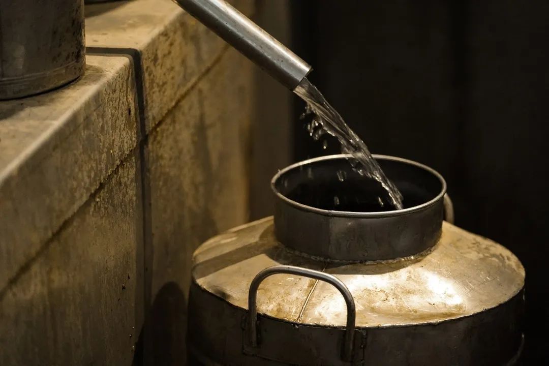 寻味之旅！品味郭大师酒，让你爱上真正的溶洞藏酒！
