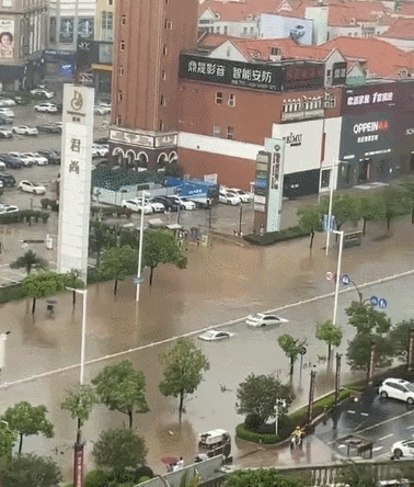 突发暴雨！东莞多镇街被淹！更可怕的还在……快提醒家人！