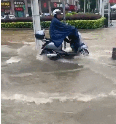 突发暴雨！东莞多镇街被淹！更可怕的还在……快提醒家人！