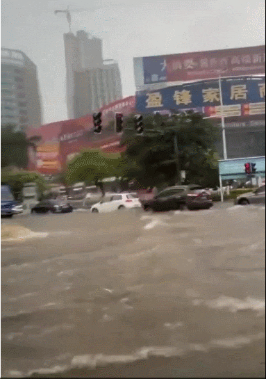 突发暴雨！东莞多镇街被淹！更可怕的还在……快提醒家人！