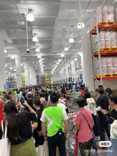 一桶方便面卖500元，还遭疯抢？网友：看不懂