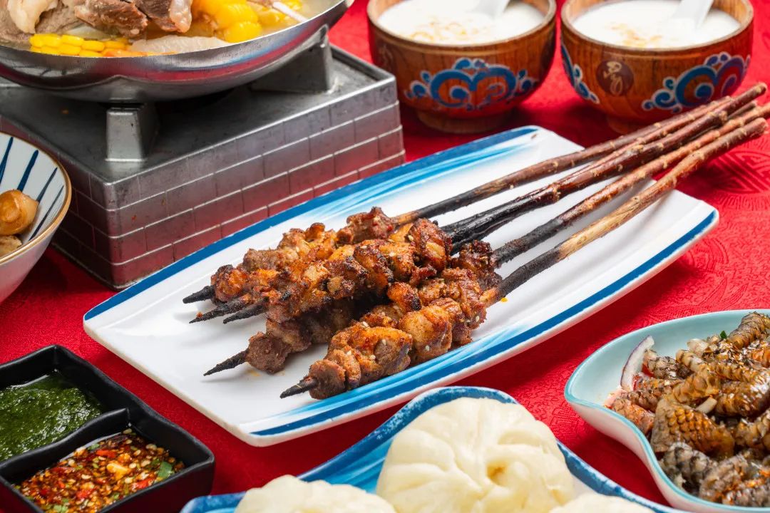 【2店可用·百彦蒙古包】¥99秒双人套餐！红柳羊肉串焦香酥脆，清炖羊排爽口鲜香！地道蒙古风味就在东莞！