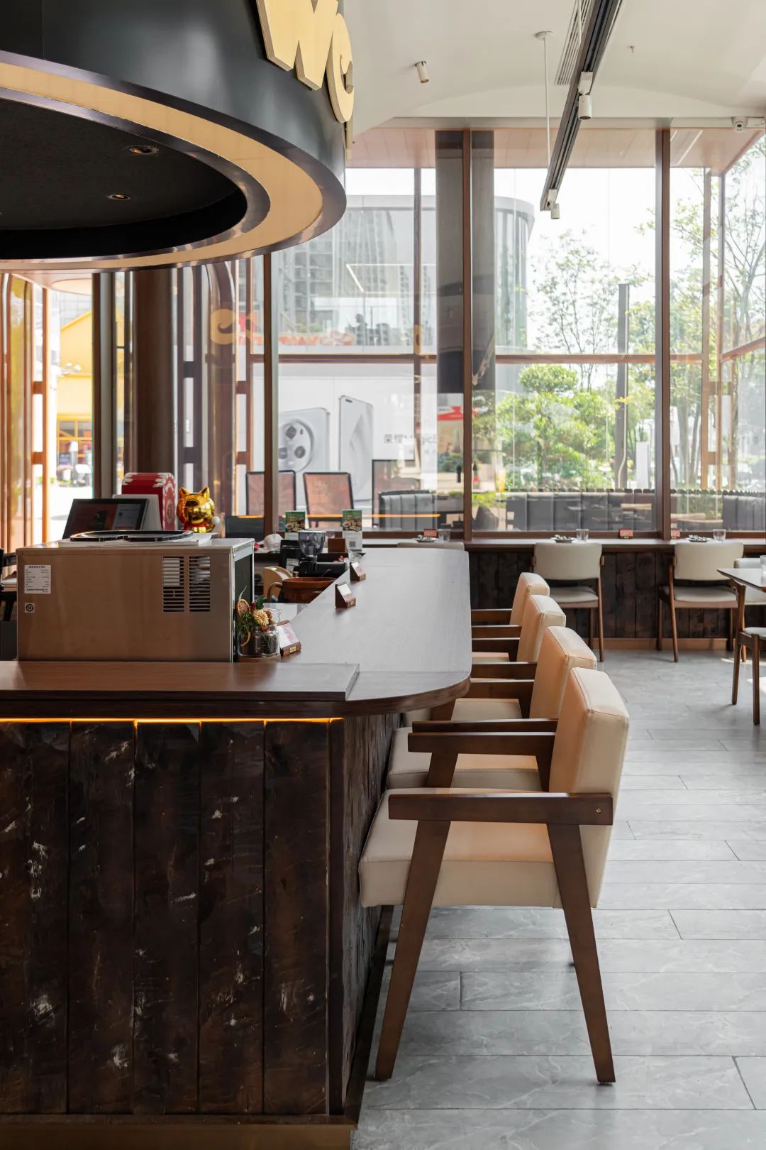 2h三种样子！在这家独栋「Brunch专门店」，我从早吃到晚…"