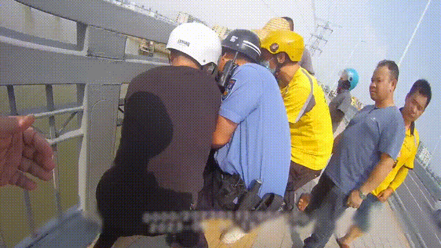 太感动了！这些东莞人​你们认识吗？人民日报点名​赞扬！