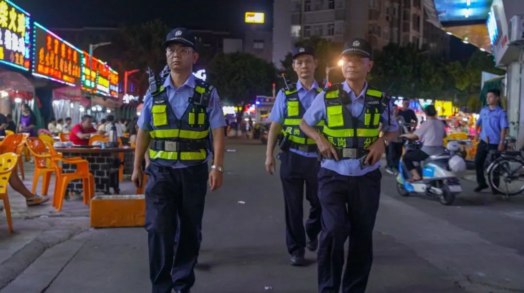 大行动？东莞街头突然出现大批警察！到底怎么回事？