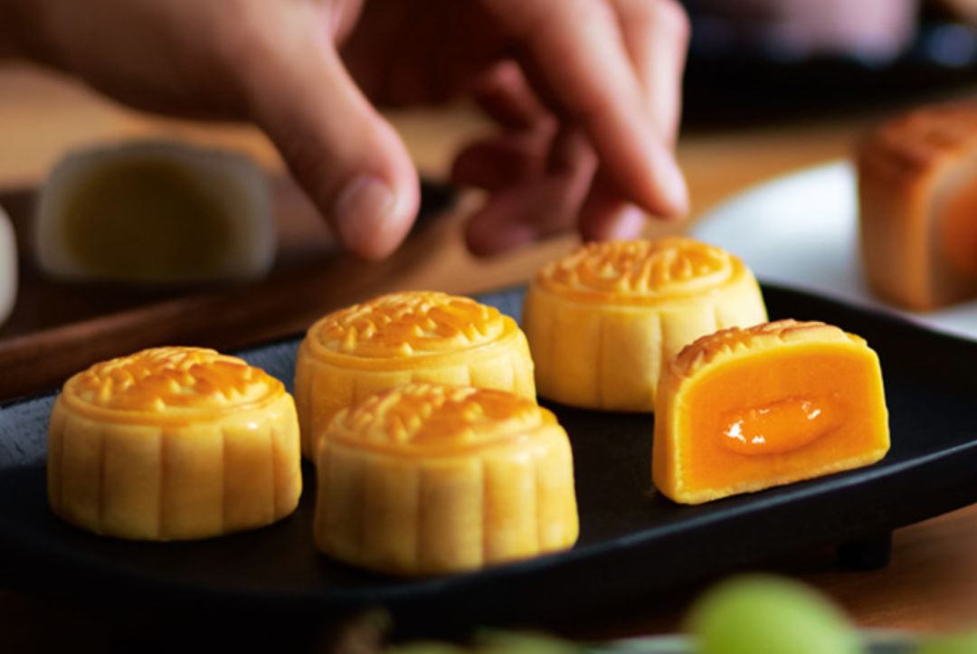 东莞网红月饼“飞天揽月”，现在企业团购5折！