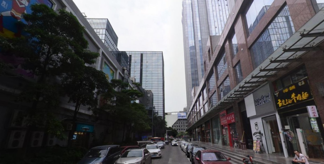 突发! 东莞这个商圈被围起来? 发生了什么?