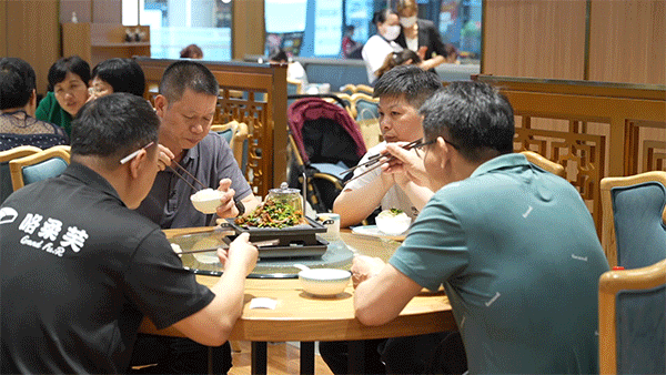 .9折！太上头！这家「30岁」的老牌西北菜，一周连跑7天都嫌少…"