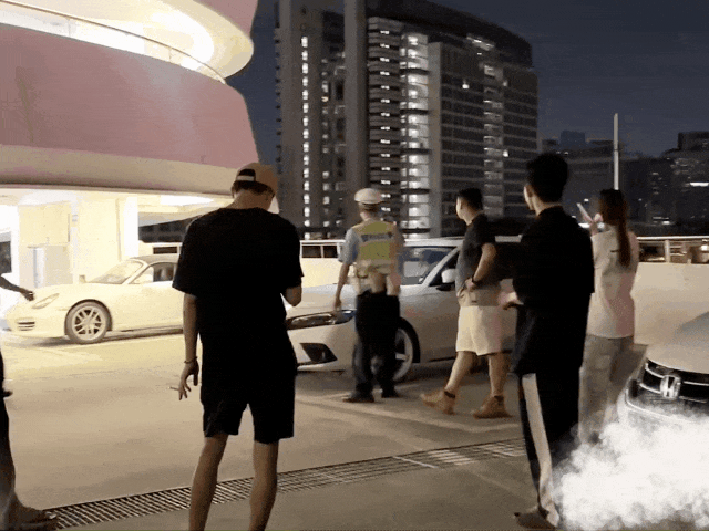 震惊! 东莞一杯咖啡550元? 这家网红店火了!